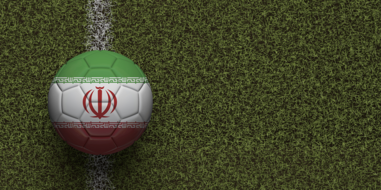 ¡Lamentable! prohíben entrada de mujeres en estadios en Irán