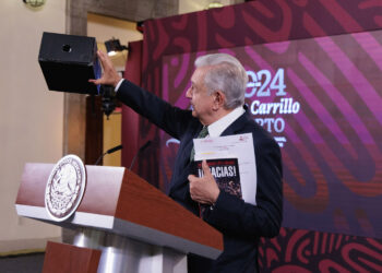 Señala AMLO al Poder Judicial de dar trato preferencial a Murillo Karam