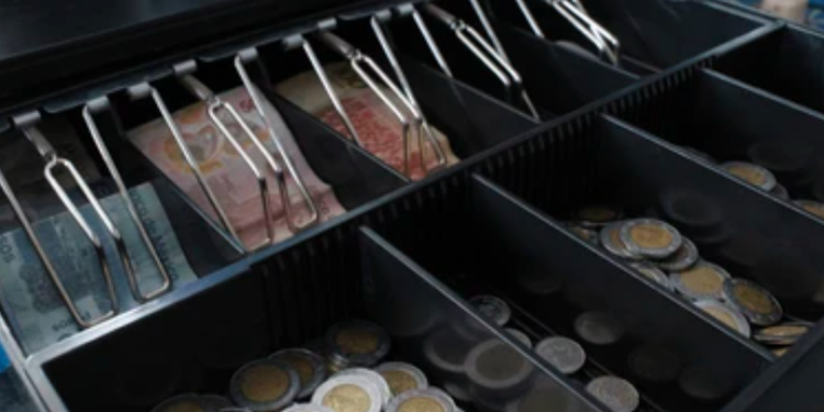 Cae indicador de confianza del consumidor en mayo