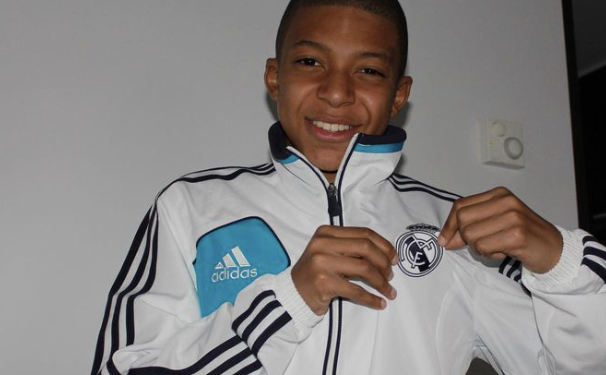 ¡Mbappé ya es del Real Madrid!