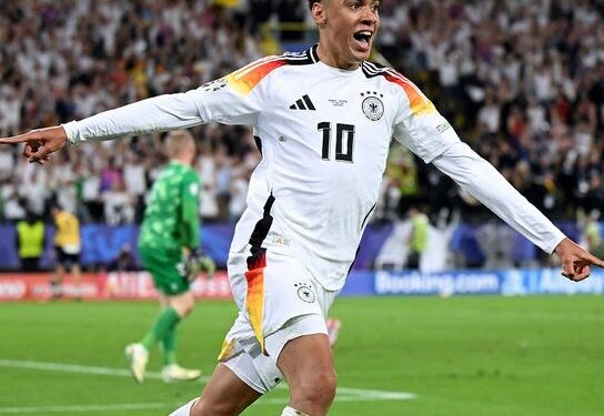 Vence Alemania a Dinamarca y clasifica a cuartos de final en su Eurocopa