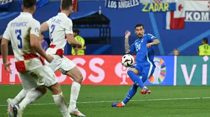 Italia arranca empate a Croacia y clasifica segunda de grupo en Eurocopa
