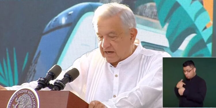 México va bastante bien, firma AMLO en gira por el sur