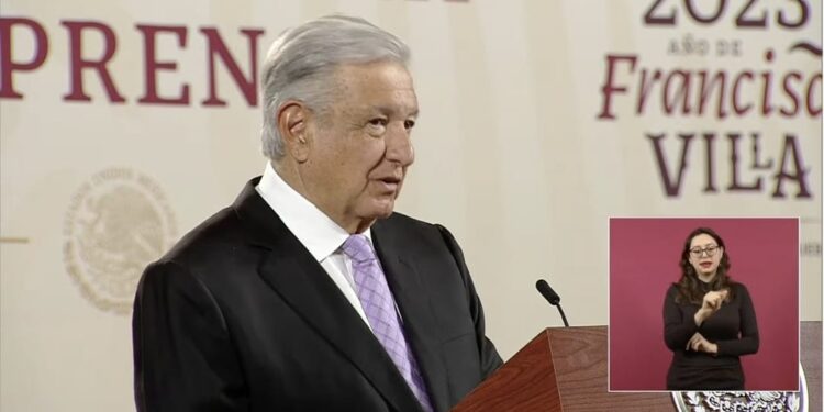 López Obrador lanza condena enérgica al intento de golpe en Bolivia
