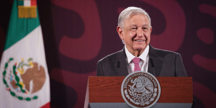 «Estoy muy contento», dice AMLO sobre triunfo de Sheinbaum