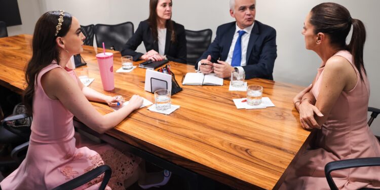 Sheinbaum a favor de reformas constitucionales para mejorar