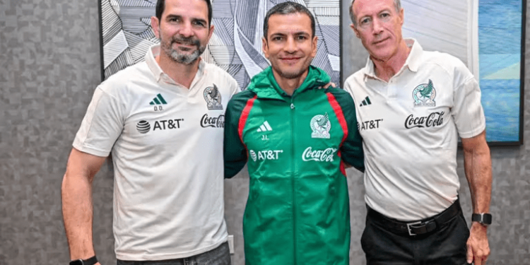 Jimmy Lozano y su continuidad como DT del Tri, en el aire