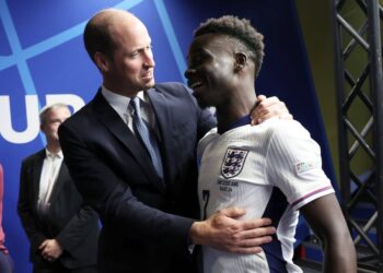 Inglaterra le gana a Suiza y avanza a la semifinal de la Eurocopa