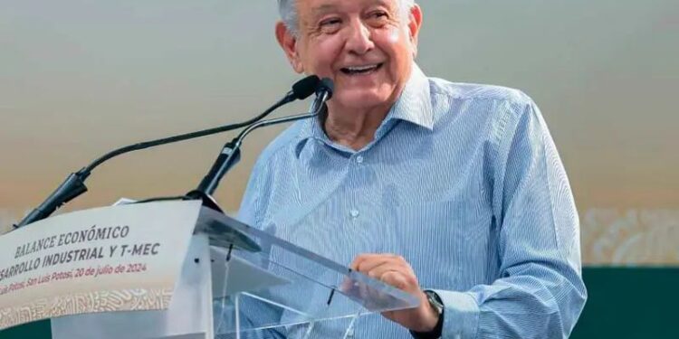 Respetamos a los pueblos; exigimos lo mismo: AMLO