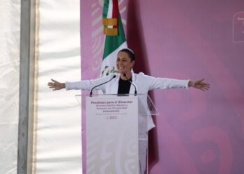 Presenta Claudia Sheinbaum programa «Hoy por ustedes, mañana por nosotros»