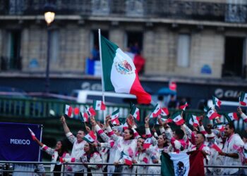 Se presenta delegación mexicana en inauguración de París 2024