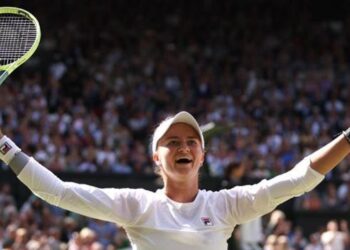 Barbora Krejcikova, campeona femenil de tenis en Wimbledon