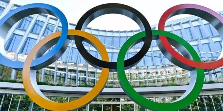 Sesiona Comité Olímpico Internacional en París previo a la inauguración de los Juegos