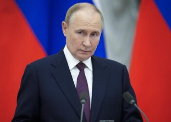 Putin advierte a occidente sobre instalación de misiles en Alemania