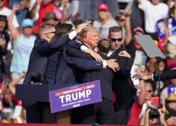 Donald Trump, herido tras atentado durante evento de campaña