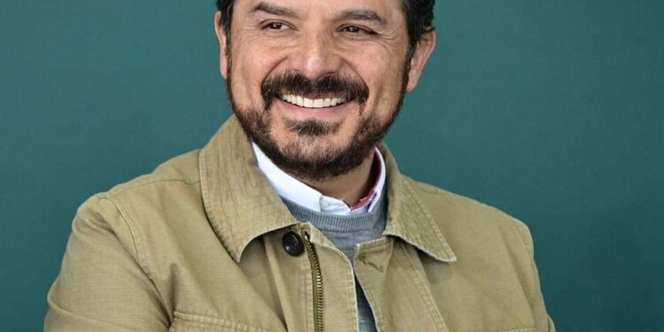 Sheinbaum ratifica a Zoe Robledo al frente del IMSS