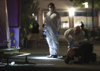 Ataque en festividad de Alemania deja 4 heridos y tres muertos