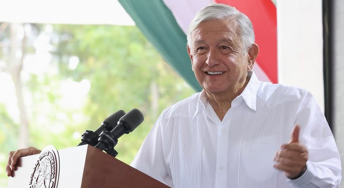 Anuncia López Obrador que este sábado inició operaciones refinería en Dos Bocas