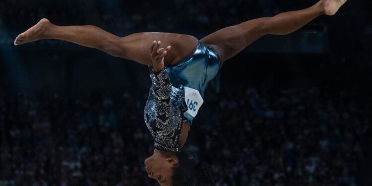 Simone Biles gana la medalla de oro en gimnasia de París 2024