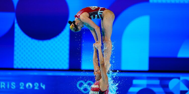 Inicia la natación artística para México en París 2024