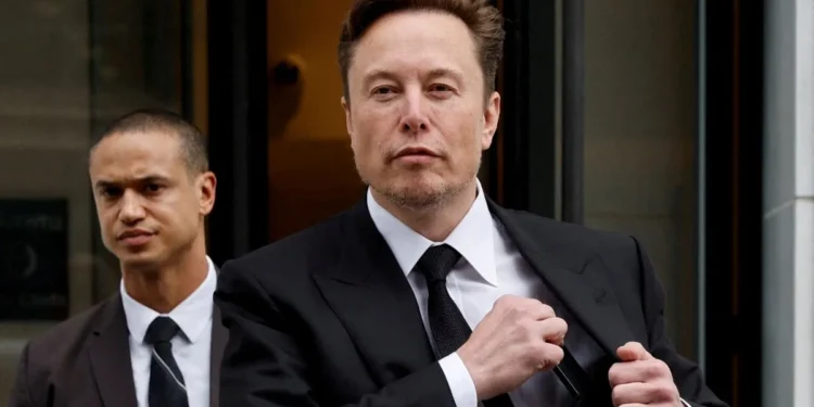 Musk cierra oficinas de X en Brasil tras desacuerdos con la justicia local