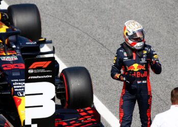 Red Bull considera a Verstappen al nivel de Jordan y Federer