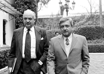 Lamenta AMLO fallecimiento de José Agustín Ortiz Pinchetti