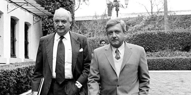 Lamenta AMLO fallecimiento de José Agustín Ortiz Pinchetti