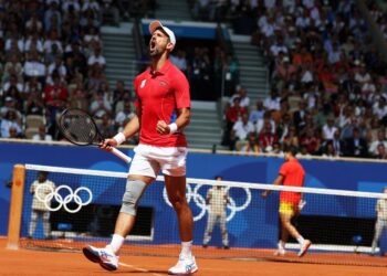 Djokovic derrota a Alcaraz y es campeón de tenis en París 2024