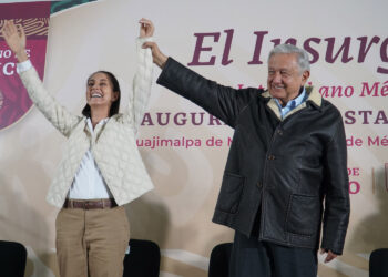 Presidente y Presidenta electa inauguran estación Santa Fe del Tren El Insurgente; reconoce labor de los trabajadores