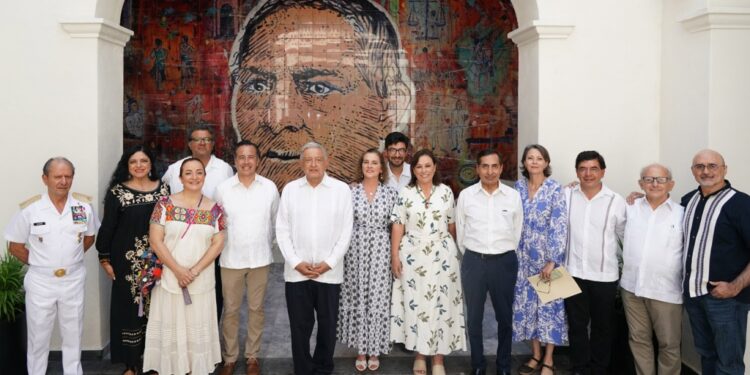 AMLO inaugura Centro Cultural “Leyes de Reforma” en Veracruz