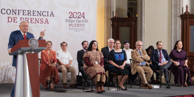 Presentan informe de acciones rescate de la memoria histórica y cultura de México