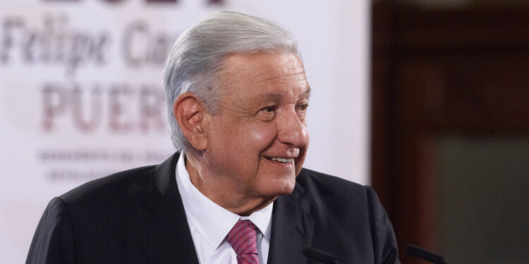 AMLO celebra declaratoria de área natural protegida en selva concesionada a Calica