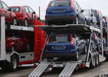 Exportación de automóviles crece durante agosto: Inegi