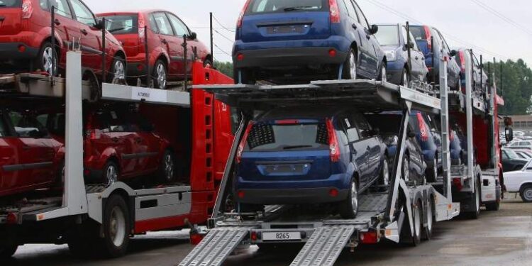 Exportación de automóviles crece durante agosto: Inegi