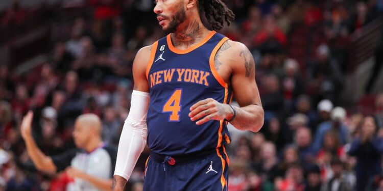 Derrick Rose se retira como jugador de la NBA