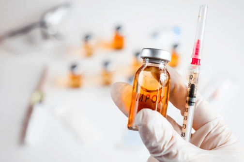 Aprueba OMS la primera vacuna contra el mpox