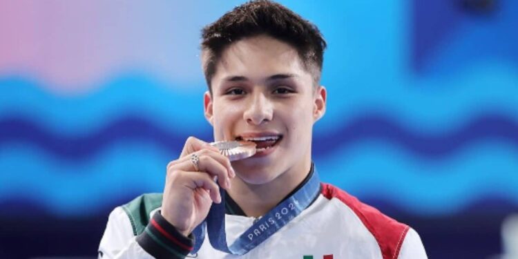 Operarán al medallista olímpico Osmar Olvera por rinitis alérgica
