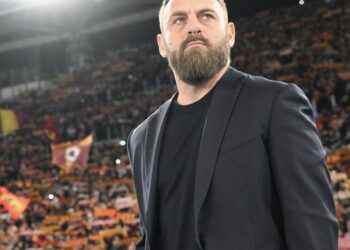 Cesa La Roma al DT Daniele de Rossi por malos resultados