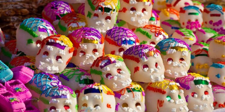 Profeco vigilará temporada de Día de Muertos