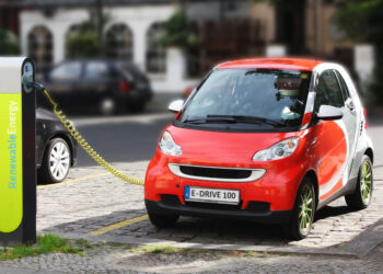 Transición hacia autos eléctricos impactará el comercio mundial: FMI