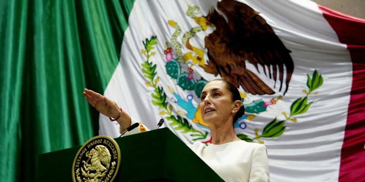 Rinde protesta Claudia Sheinbaum como la primera presidenta de México