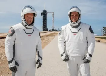 Astronauta de la NASA permanece bajo observación tras viaje espacial