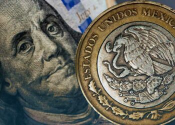 Peso se debilita ante próximos datos sobre inflación