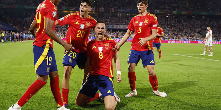 España sigue intratable en la Liga de Naciones de Europa