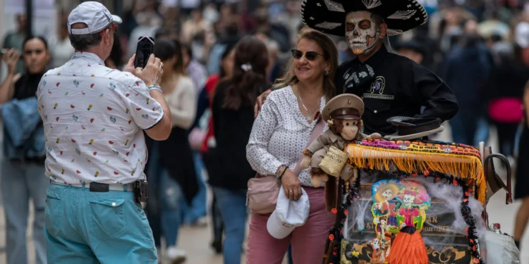 México ingresa 20 mmdd por turismo internacional en lo que va de 2024