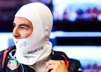 Checo Pérez finaliza en lugar 11 el GP de Brasil