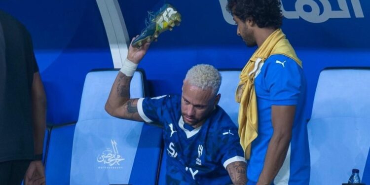 Neymar, otra vez es baja por lesión en los isquiotibiales