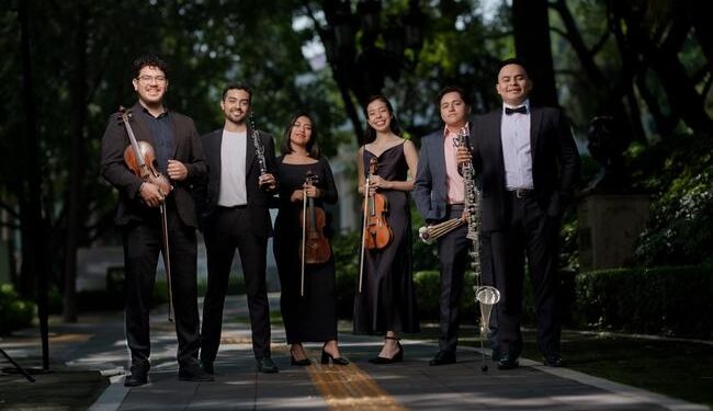 Solistas de la Orquesta Escuela Carlos Chávez interpretarán obras de Mendelssohn, Bozza, Gade, Revueltas, Copland y Rosauro en el CENART