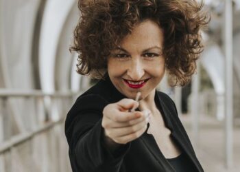 La andaluza Lucía Marín conducirá a la OECCh durante la Gala Sinfónica de México y España